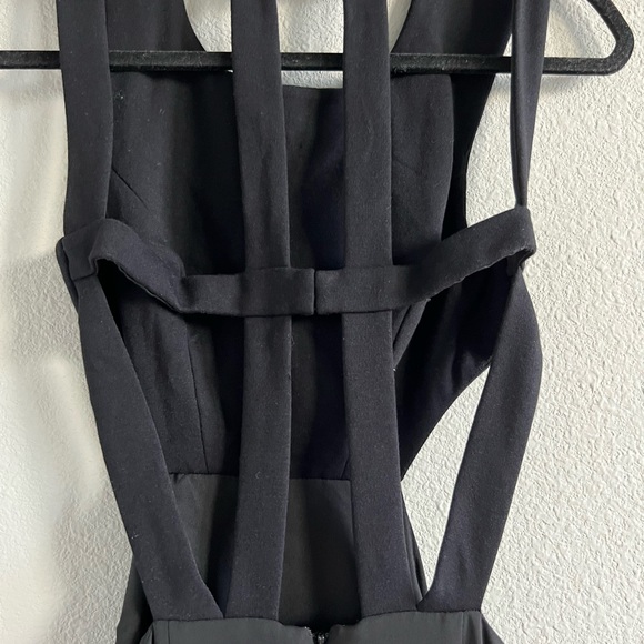 BCBGMaxAzria Black Angelinah Contrast Cutout Gown - Size 2 - Picture 11 of 13